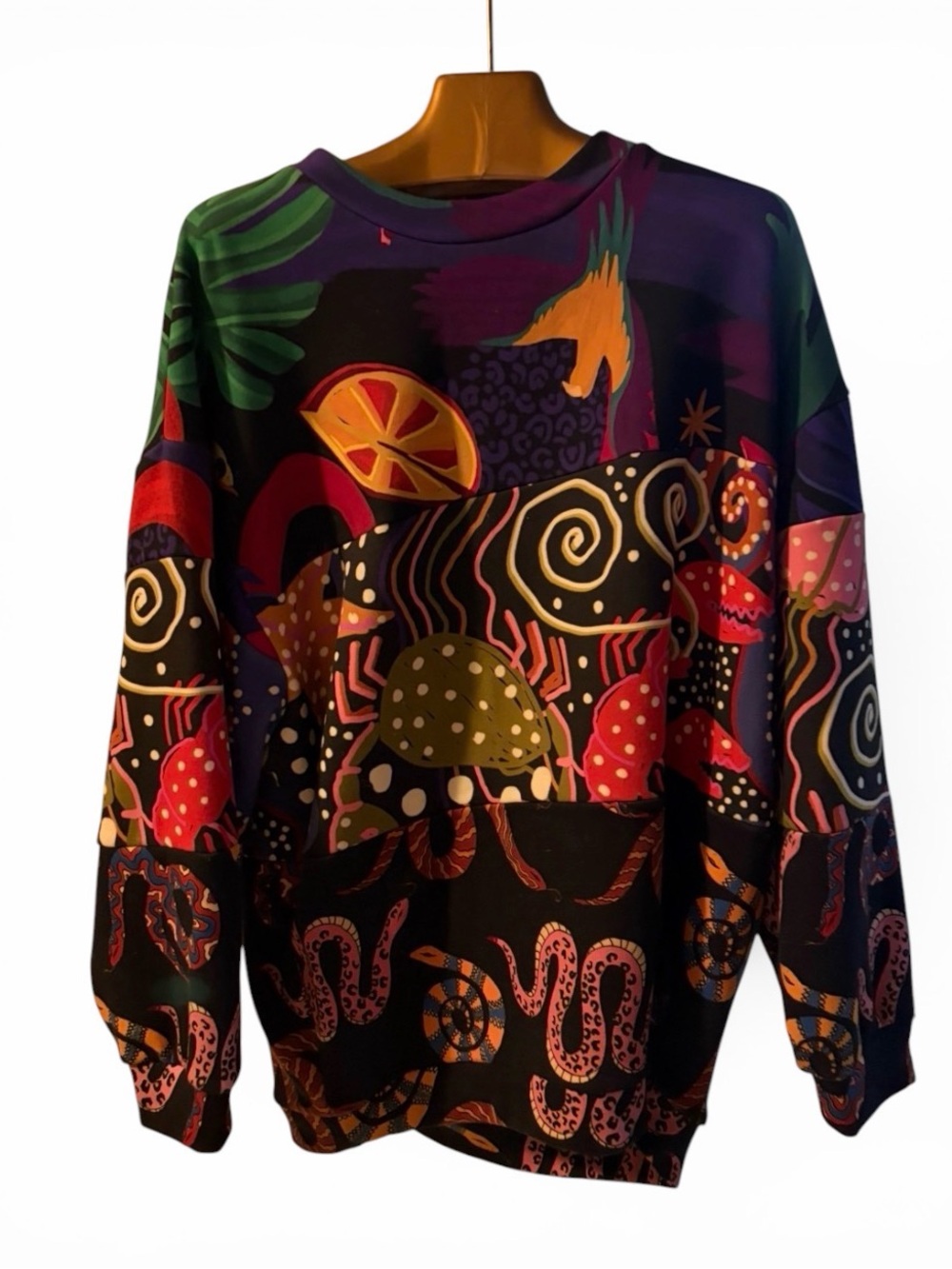 Farm Rio Abstract Mushroom & Octopus Graphic Sweatshirt size medium colors